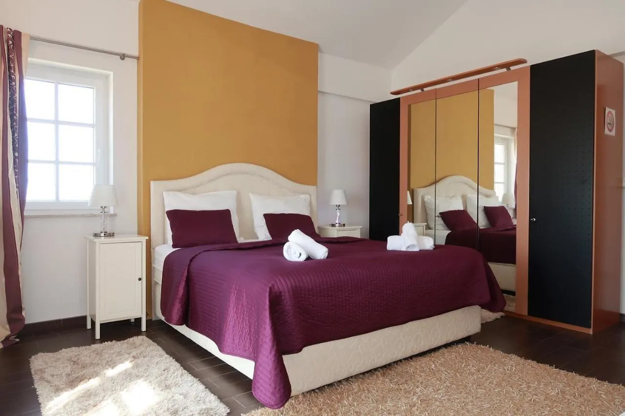 Family Villa Blum Dobrinj 0*,